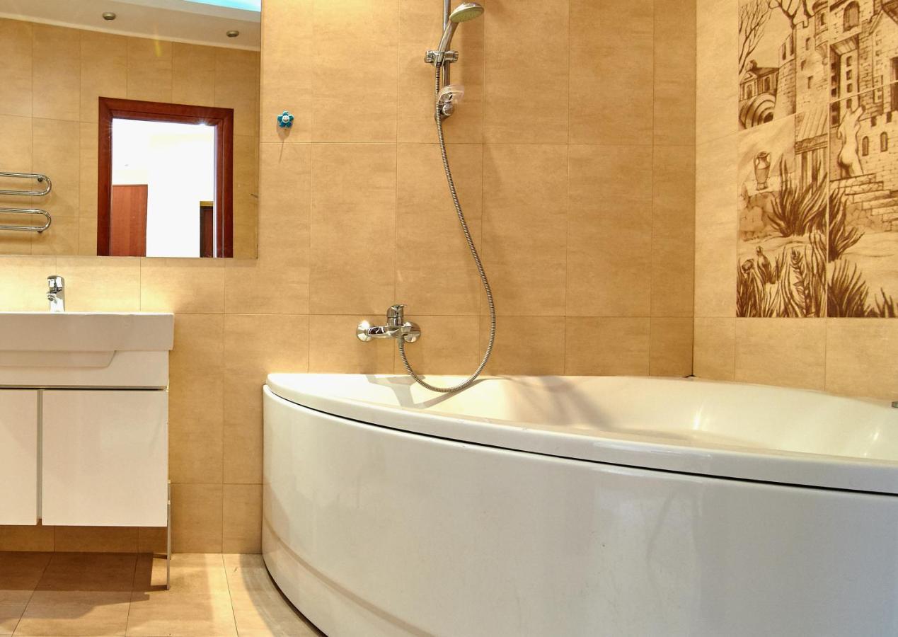 Inn Home Apartments-Olimpiysky Stadium Area Kiev Luaran gambar